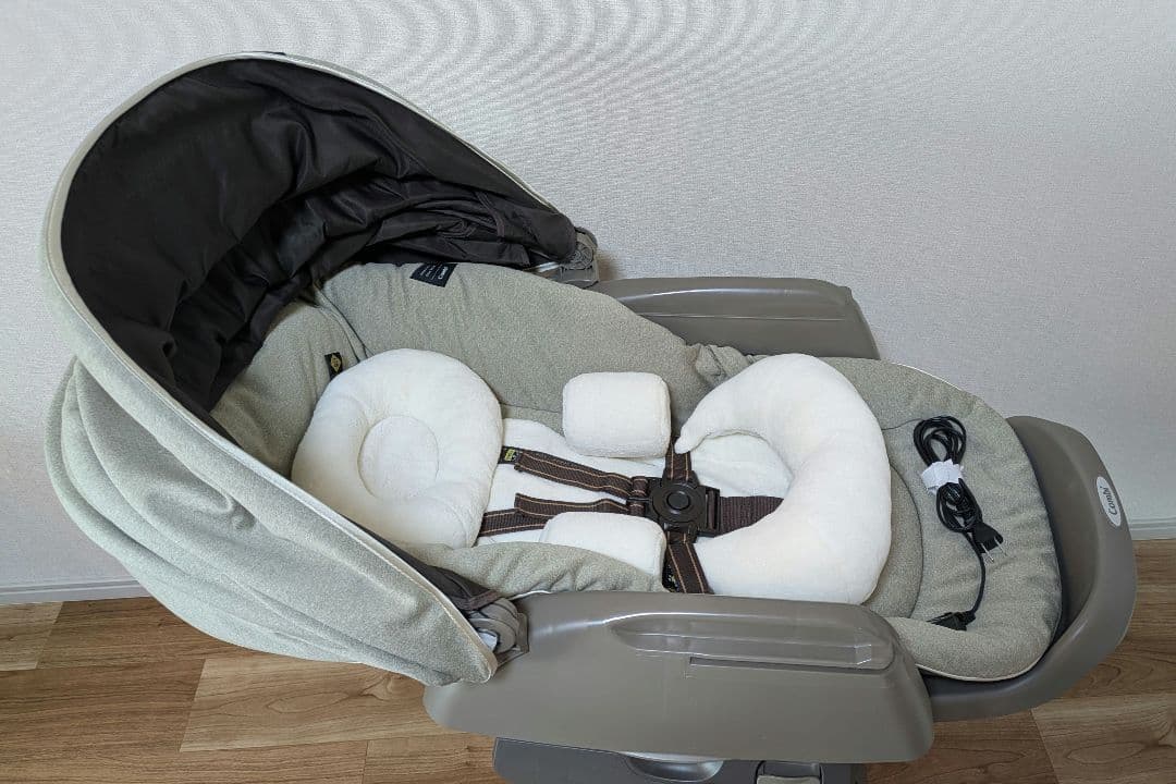 Combiネムリラ AUTO SWING BEDi EG　電動　オート