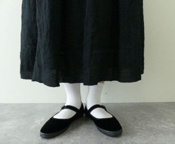 【新品未使用】オーシバル　ベルベットストラップシューズ　24㎝