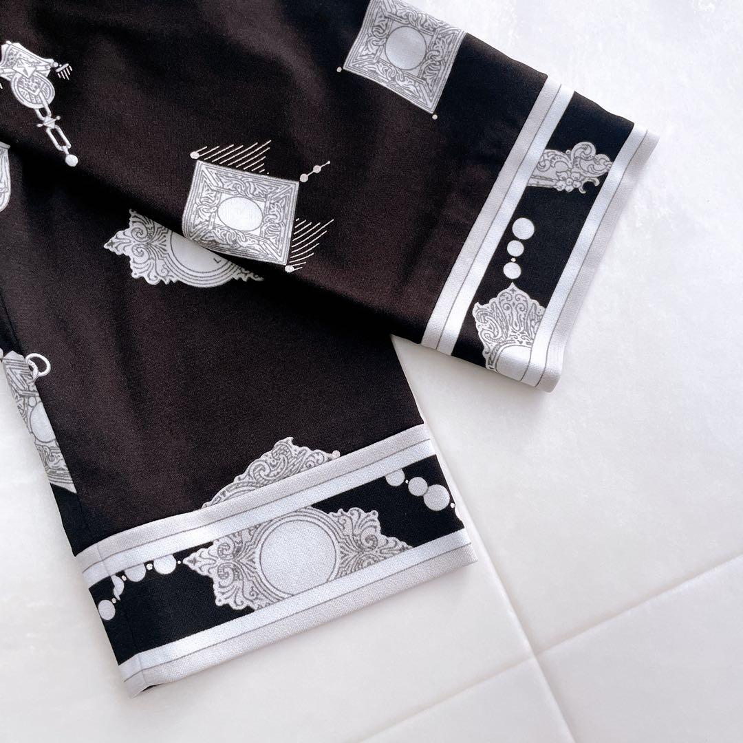 美品✨近年 レオナール モノトーンチュニック カンカン トリム 宝石柄 38