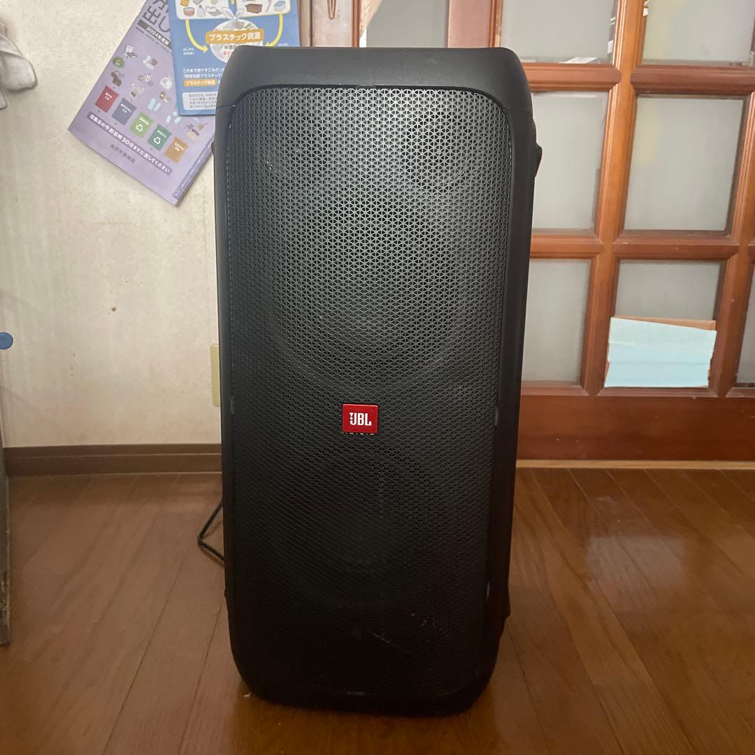 JBL party box 310 別売りのコンセント付属
