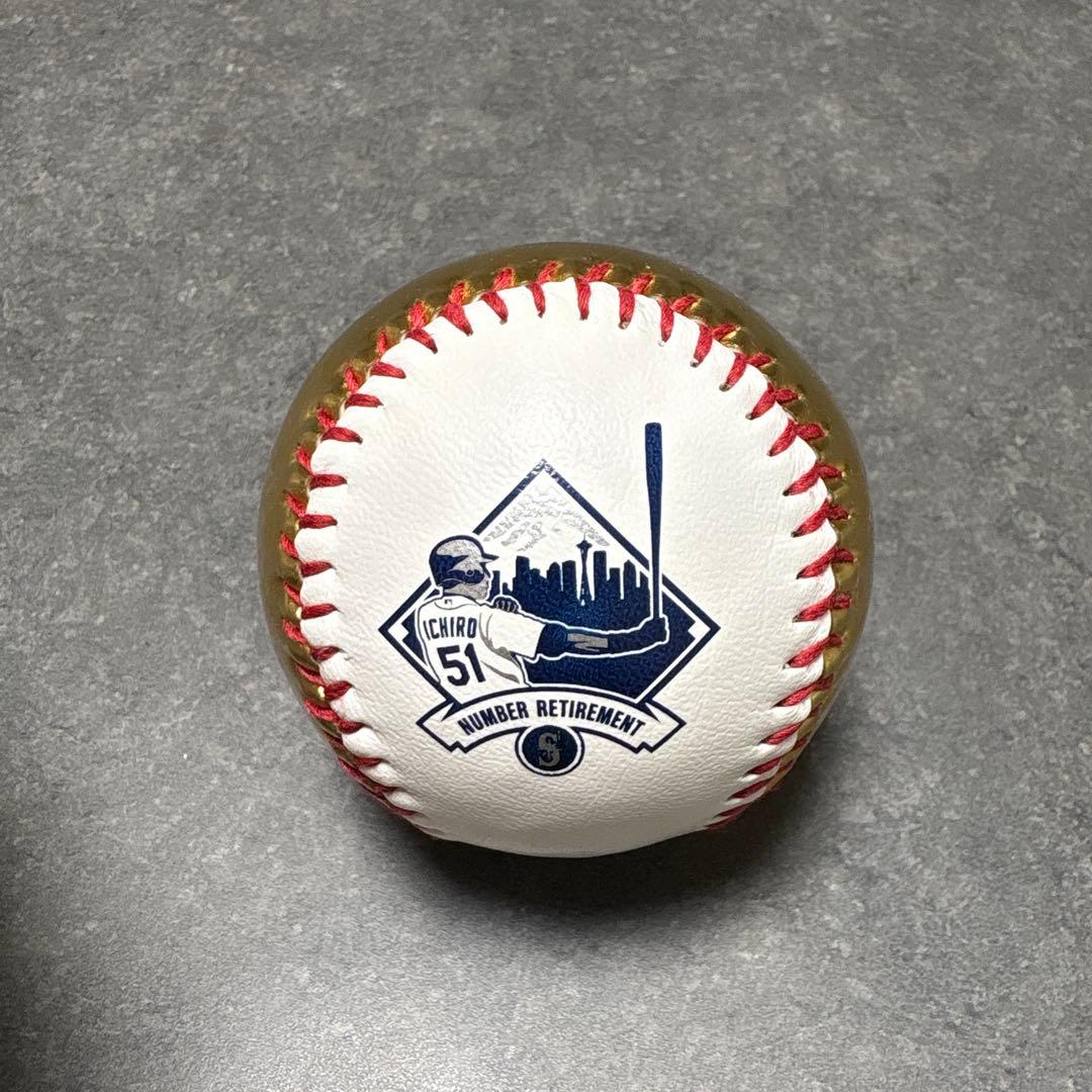 【貴重・限定数】イチロー 背番号51 永久欠番 引退記念ボール 殿堂入りゴールド