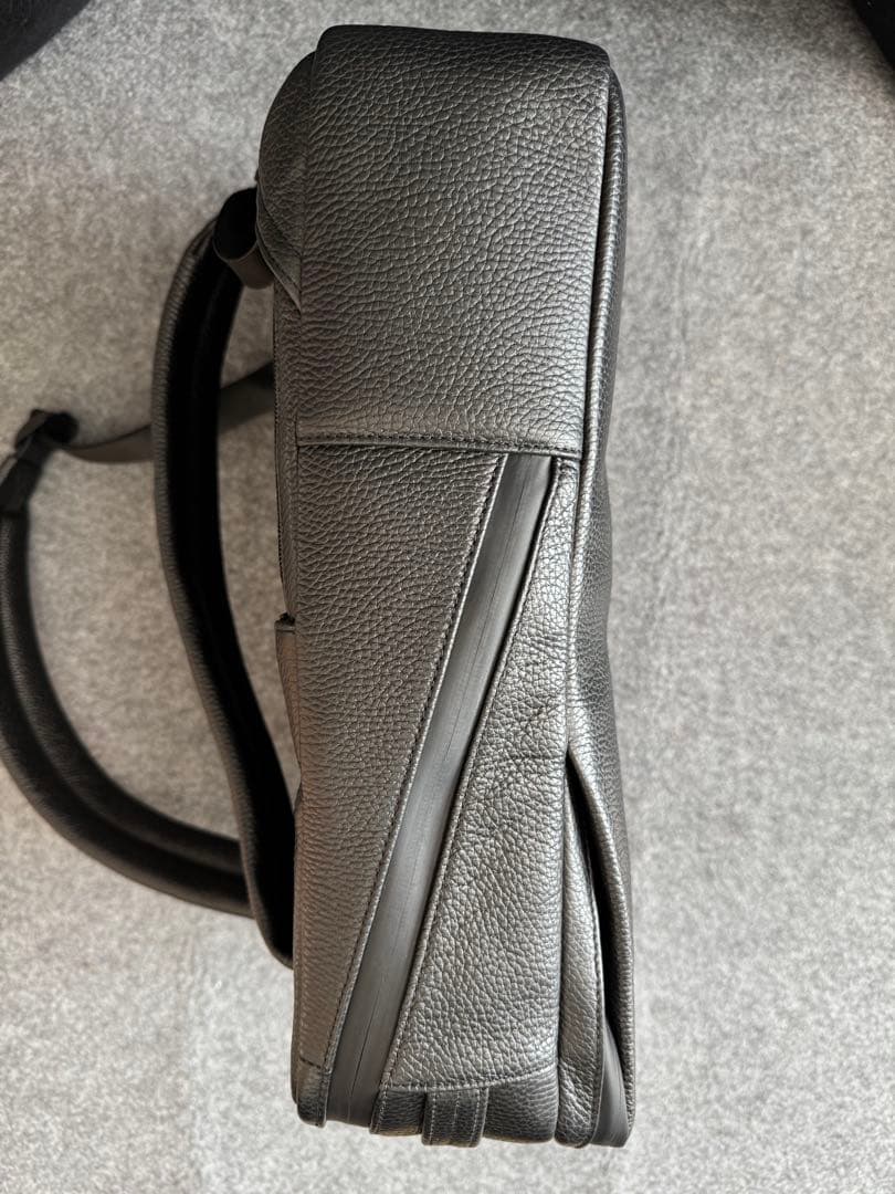 GRAMS28 バックパック150 デイパック イタリアン レザー ブラック