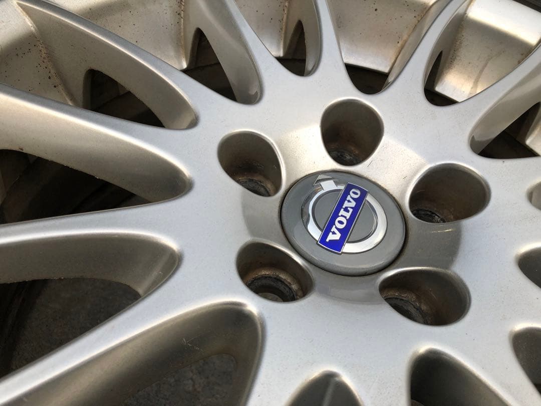 ボルボ純正7.5J×17×45 215/50R17アイスナビ6付ホイールセット