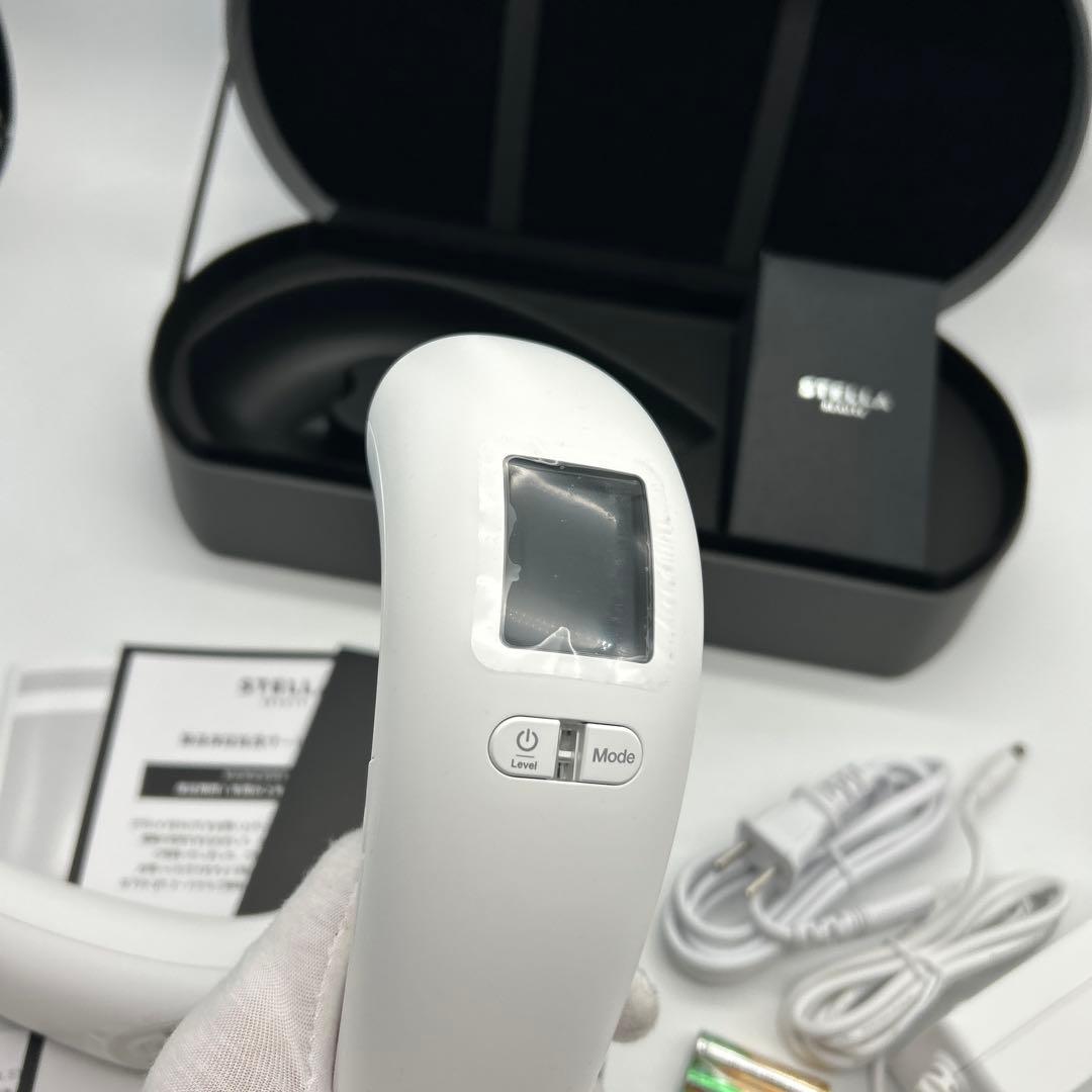 新品　STELLA BEAUTE 光美容器　SB-IFD03-WH
