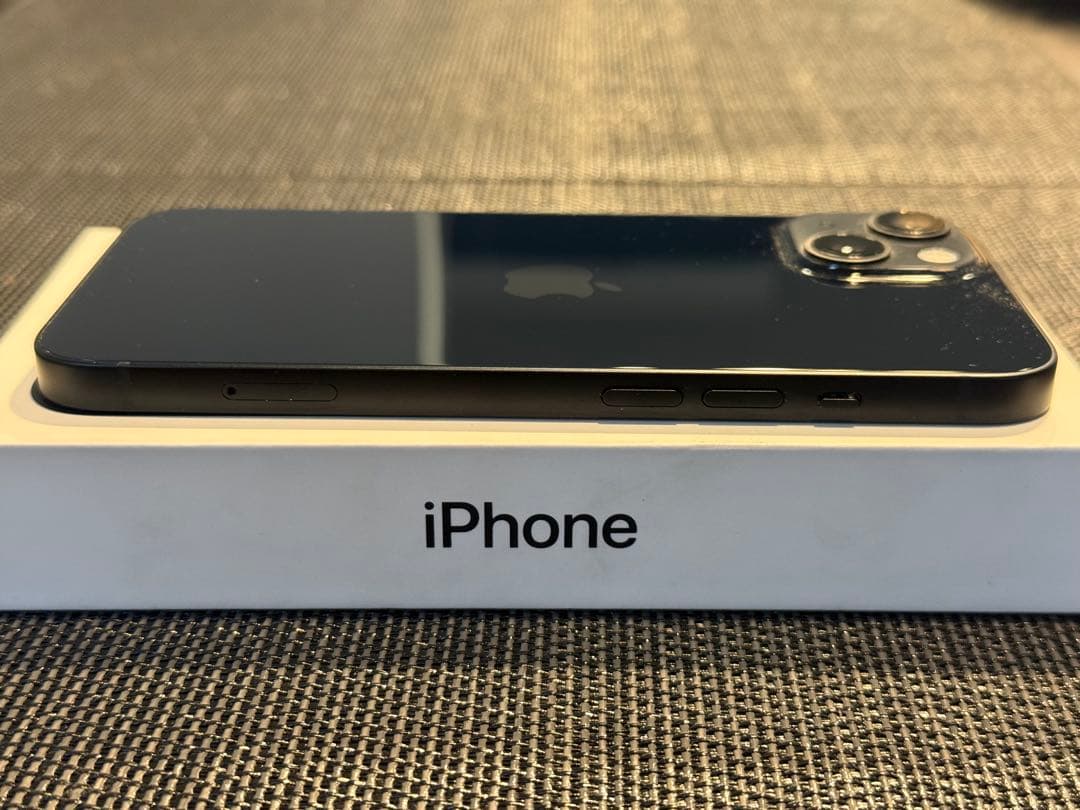 Apple iPhone 13 128GB ミッドナイト SIM フリー 86%