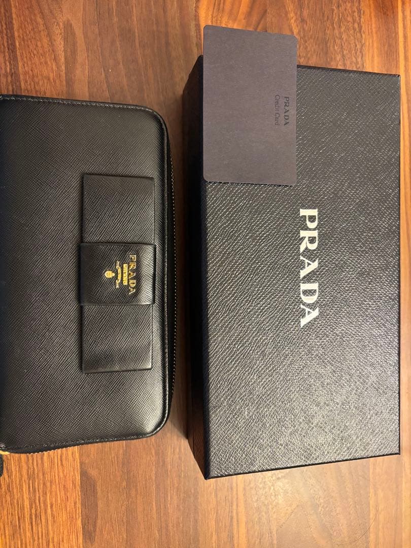 PRADA 財布　サフィアーノ フィオッコ　SAFFIANO FIOCCO