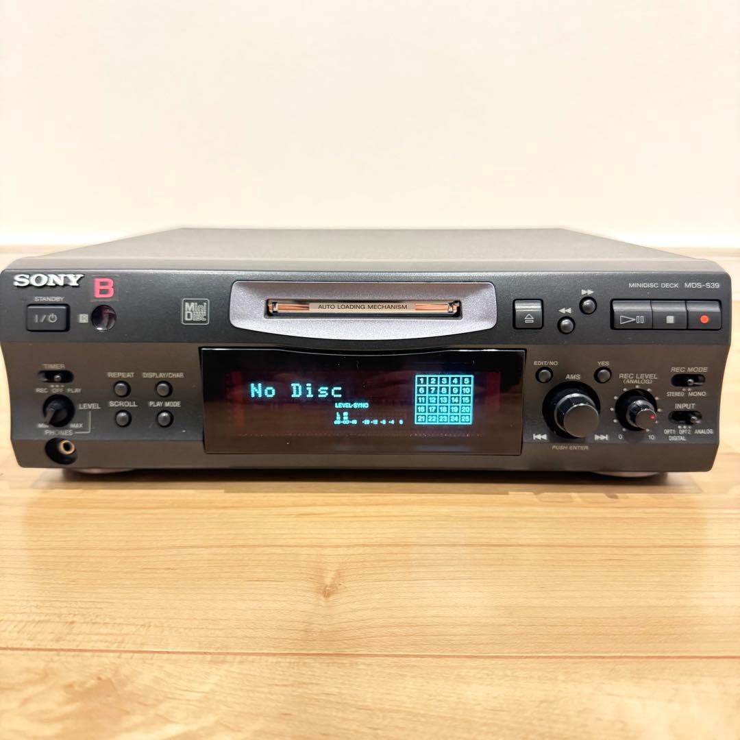 【動作確認済】 SONY コンパクトMDデッキ　MDプレイヤー　MDS-S38