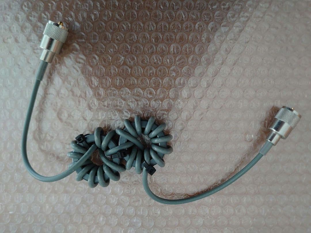 屋外型アンテナチューナー HT-200ATF と HTC-200ATF