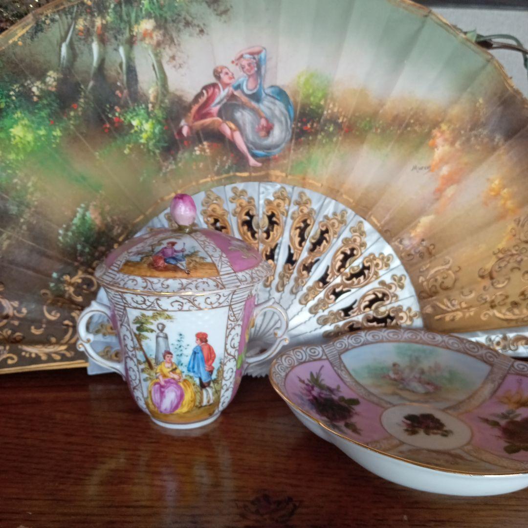 アンティークショコラカップドレスデン＆オマケにアンティーク扇子つけました