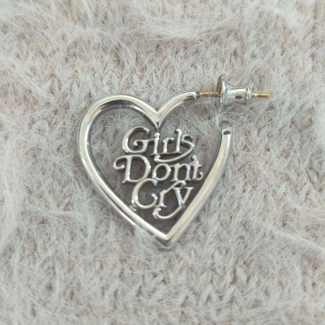 CAREERING GIRLS DON'T CRY ピアス