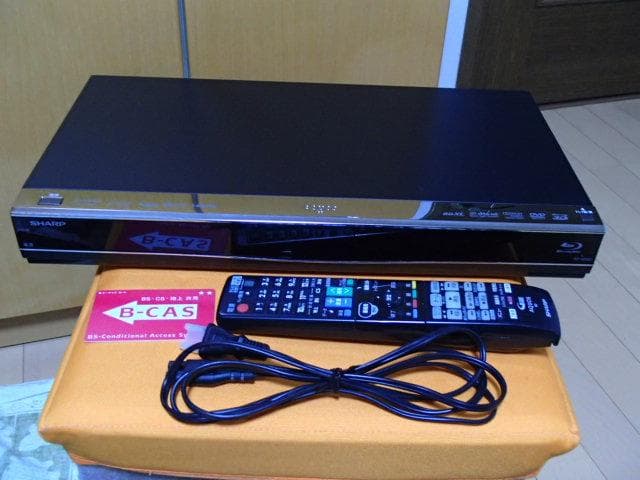 SHARP BD-W560 ブルーレイレコーダー整備点検済み、２番組同時録画、ー