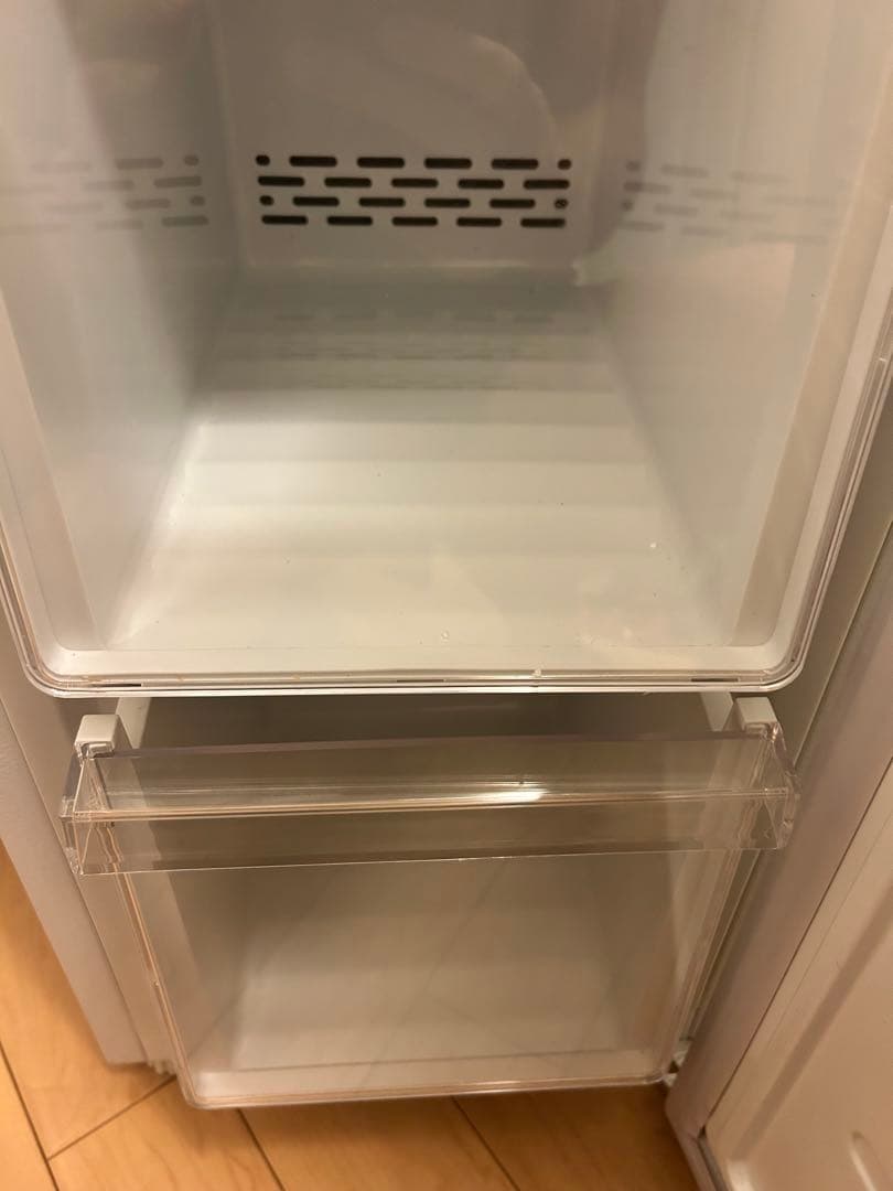 2022年製　アクアAQUA スリム　冷凍庫 冷凍ストッカーAQF-SF10K