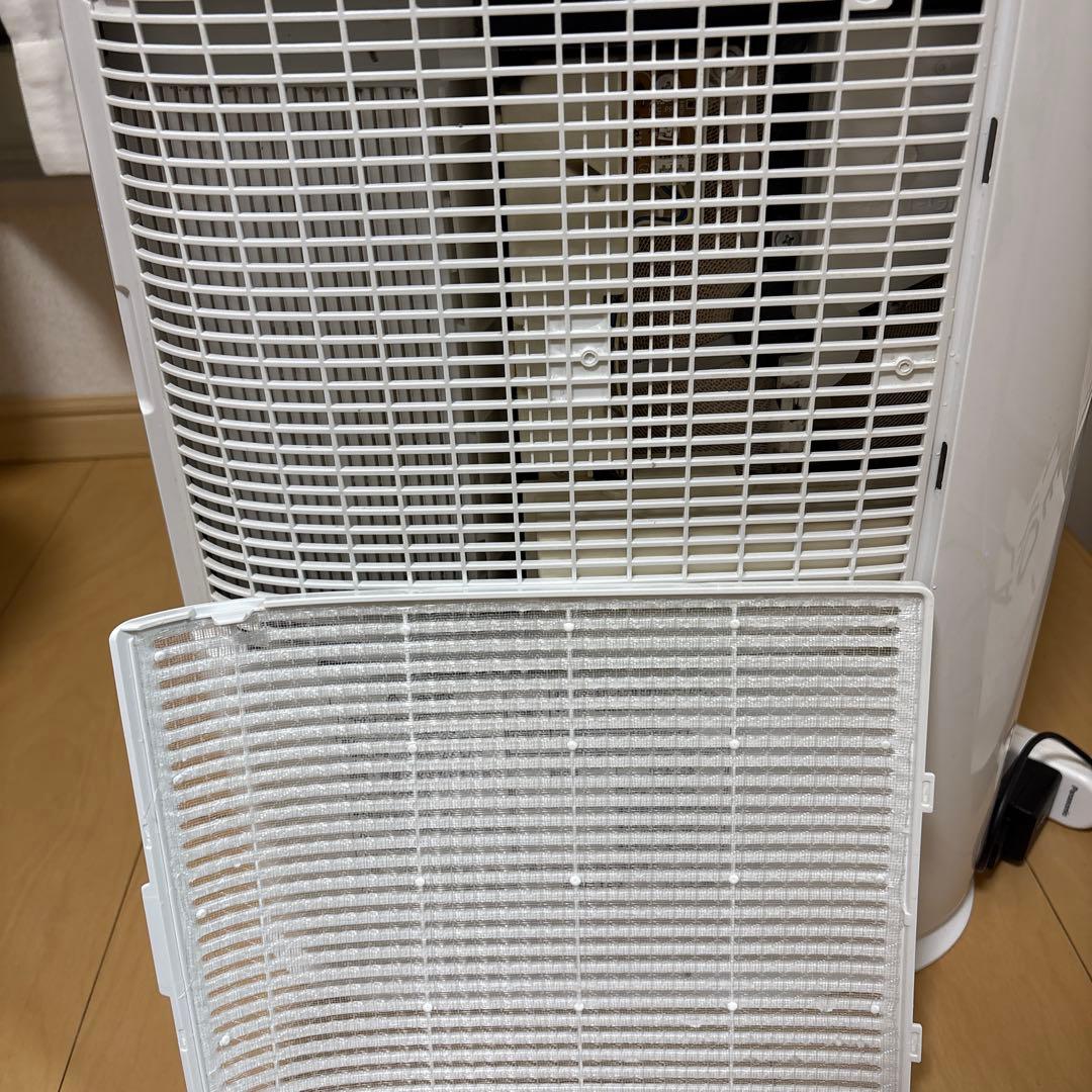 Panasonic 除湿機　F-YZUX60