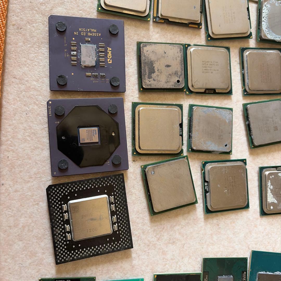 〔ジャンク品〕CPU63枚まとめ売り