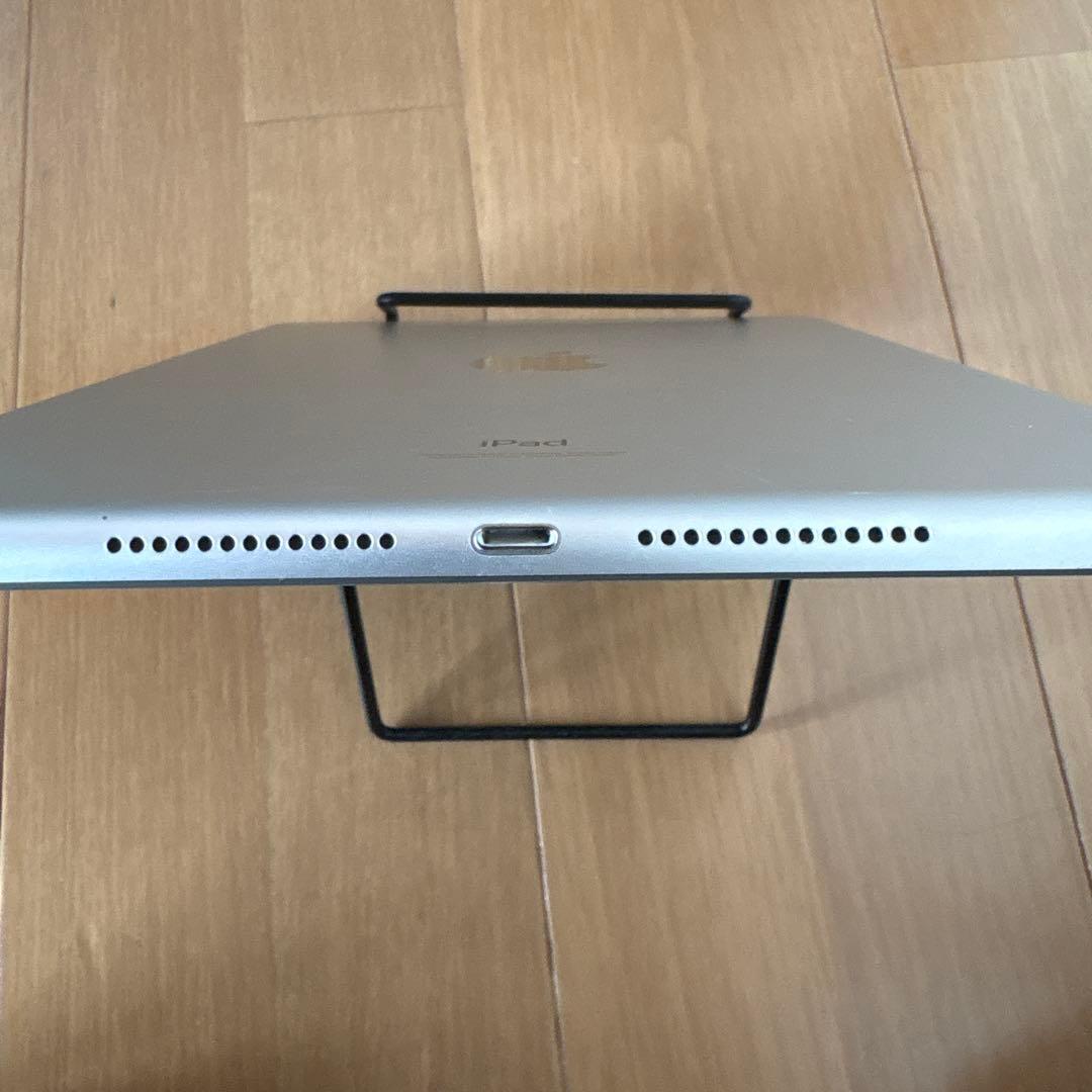 AppleiPad 第9世代　シルバー64GB 訳ありWi-Fiモデル