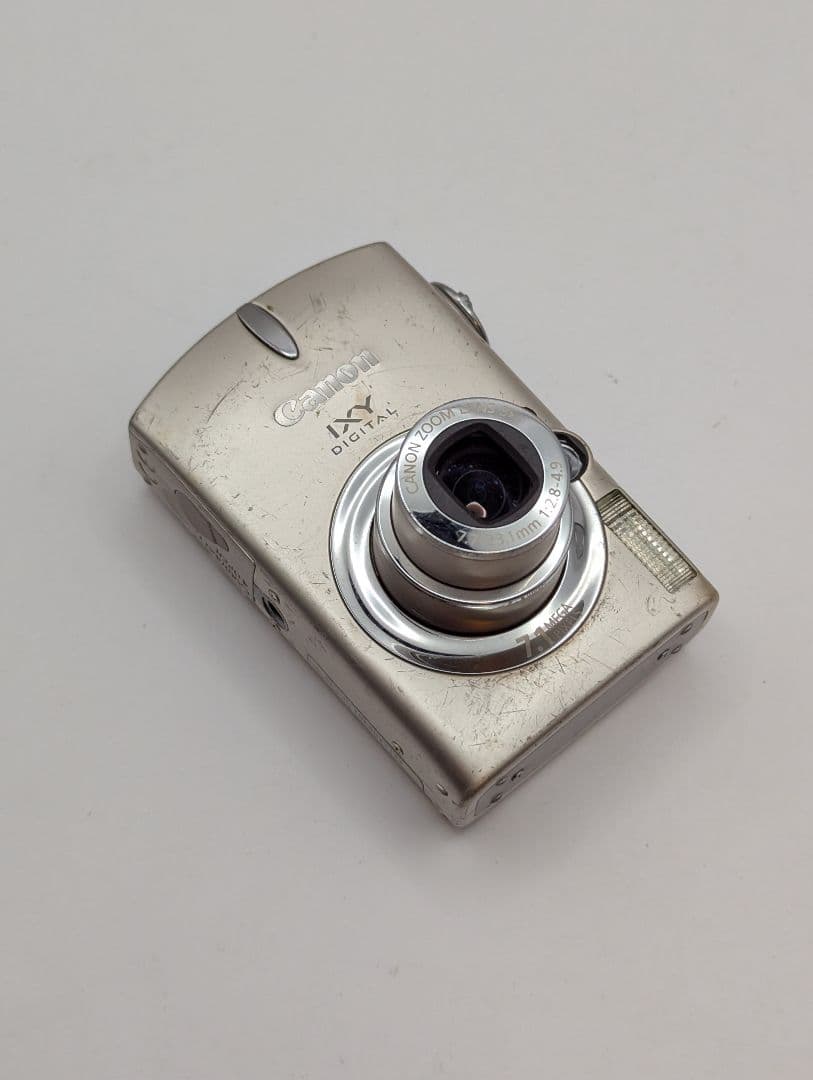 Canon IXY DIGITAL 700 ゴールド