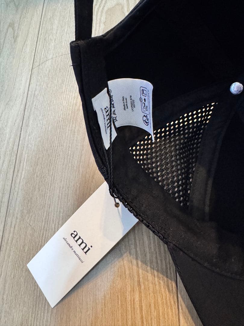 AMI PARIS 黒 メッシュキャップ ハートロゴ ユニセックス