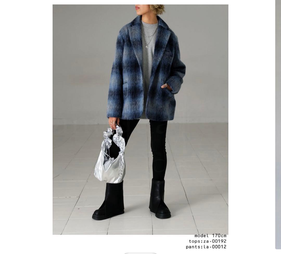 アンティカ antiqua Shaggy テーラードコート 青と黒のグラデ