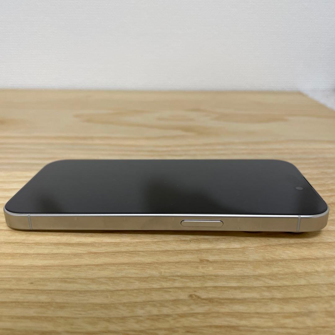 超美品Apple iPhone15Pro512GBホワイトチタニウムSIMフリー