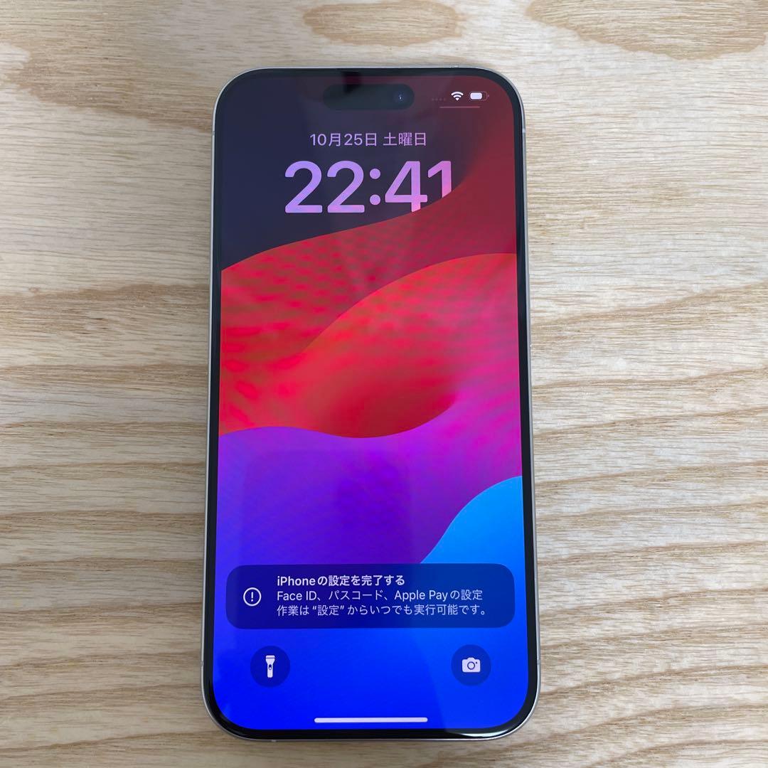 超美品Apple iPhone15Pro512GBホワイトチタニウムSIMフリー