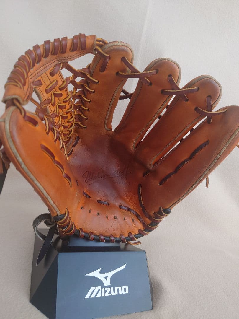 ク*シ様 NPB プロ支給品　外野手用グローブ　 元東京ヤクルトスワローズ　畠山