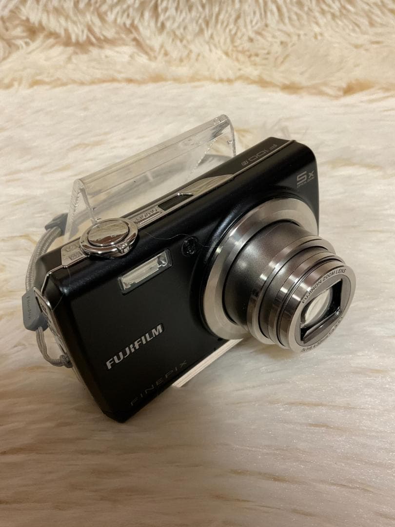 【簡易動作確認済】FUJIFILM FinePixF100fd ブラックコンデジ
