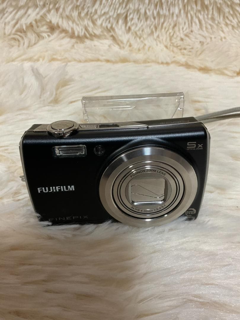 【簡易動作確認済】FUJIFILM FinePixF100fd ブラックコンデジ