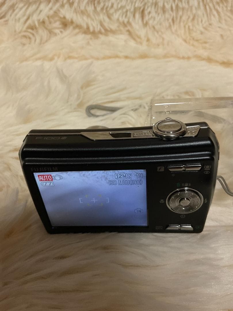 【簡易動作確認済】FUJIFILM FinePixF100fd ブラックコンデジ