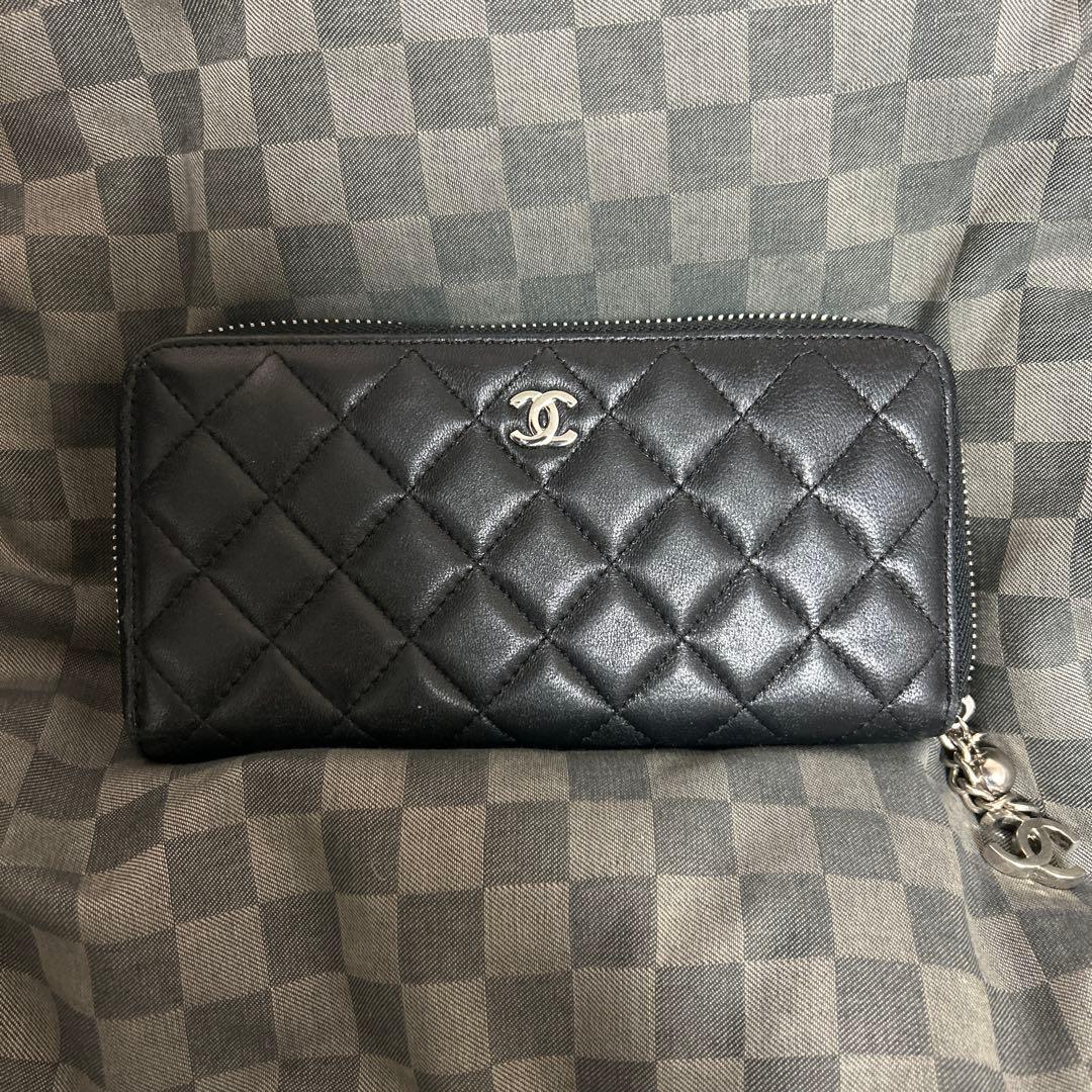 CHANEL キルティング ブラック長財布