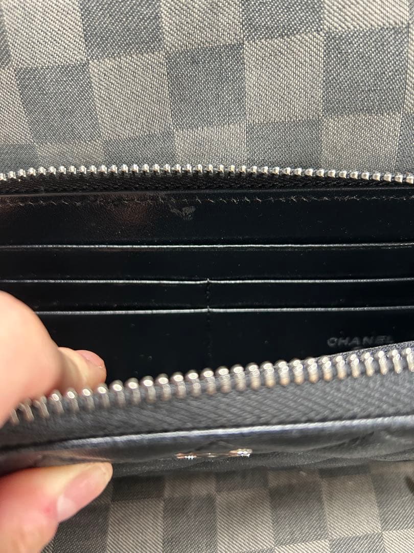 CHANEL キルティング ブラック長財布