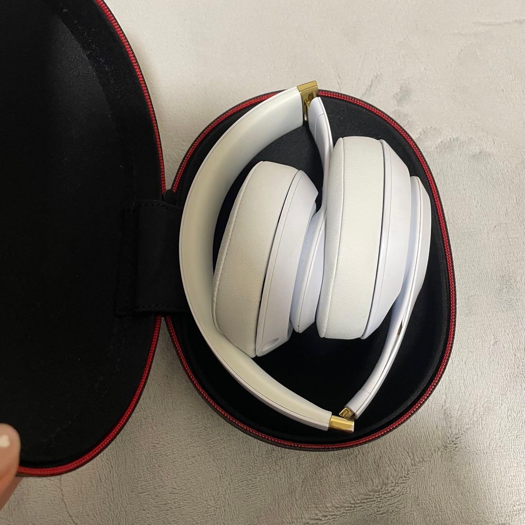 Beats Studio3 ワイヤレスヘッドホン ホワイト