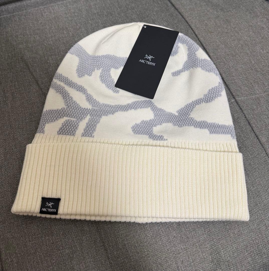 タグ付きArc'teryx ニット帽