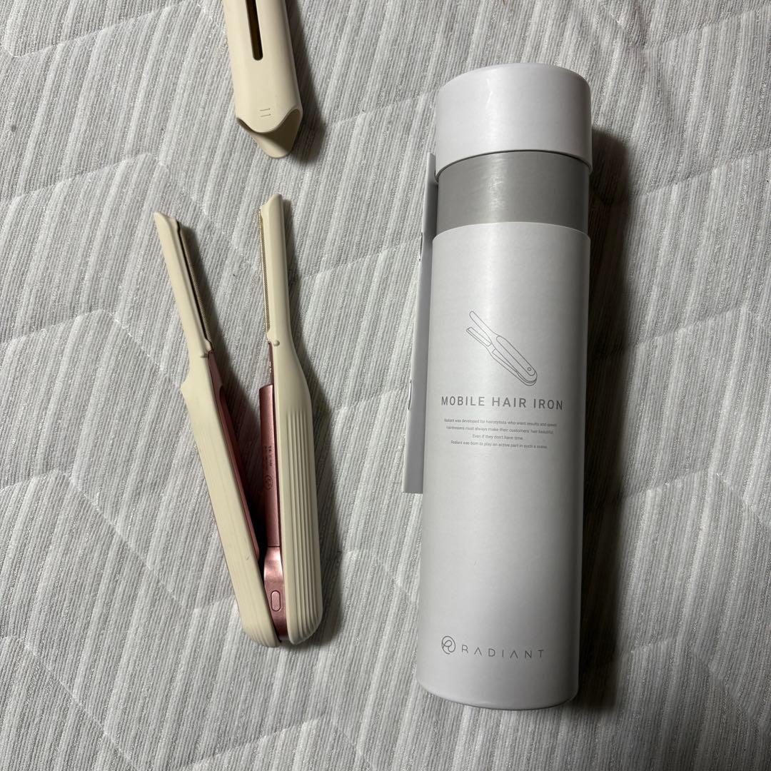 美品　radiant コードレスモバイルヘアアイロン　機内持込可　PC-01WH