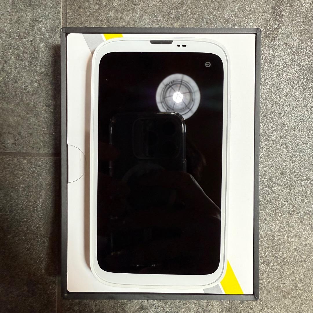 スマートフォン本体 BALMUDA Phone