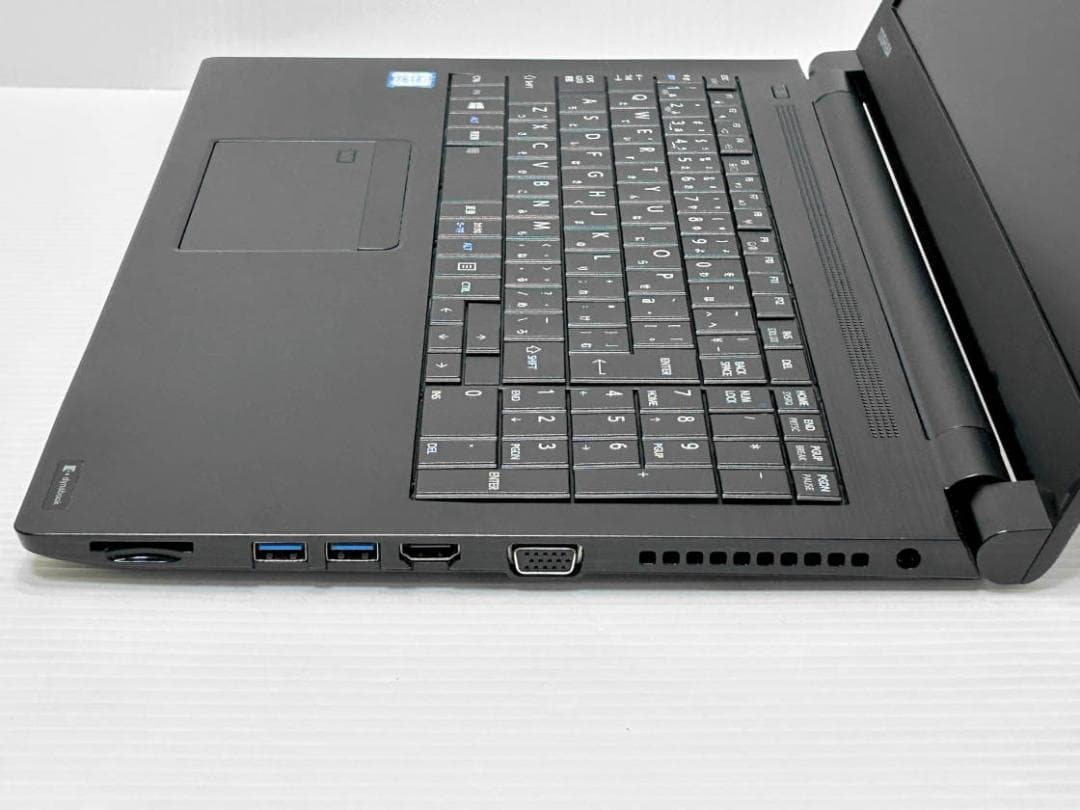 第8世代Core i7 Dynabook B65/DN NVMe256GB