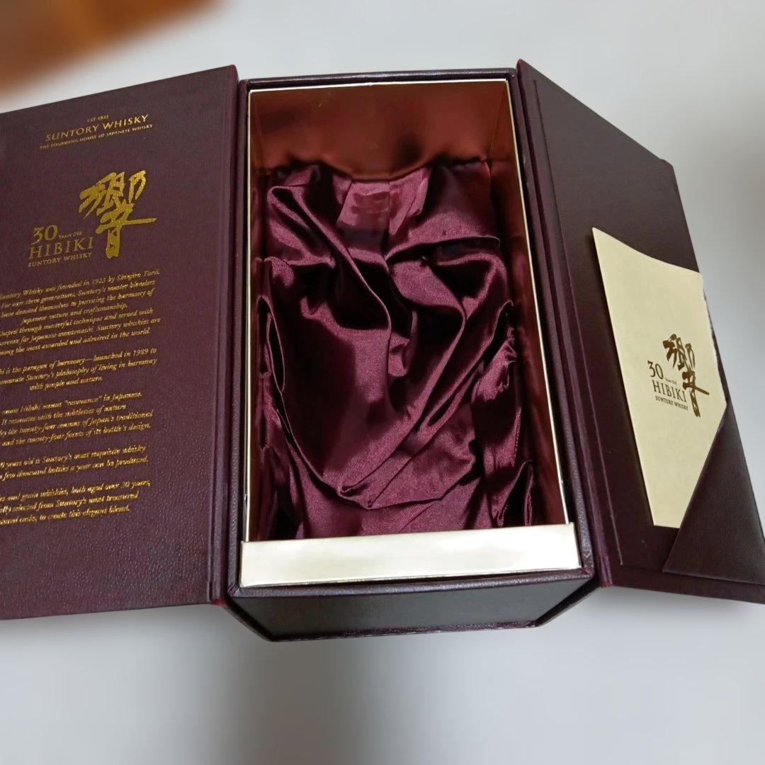 HIBIKI 30年 ウイスキー 専用ボックス 付き　からびん