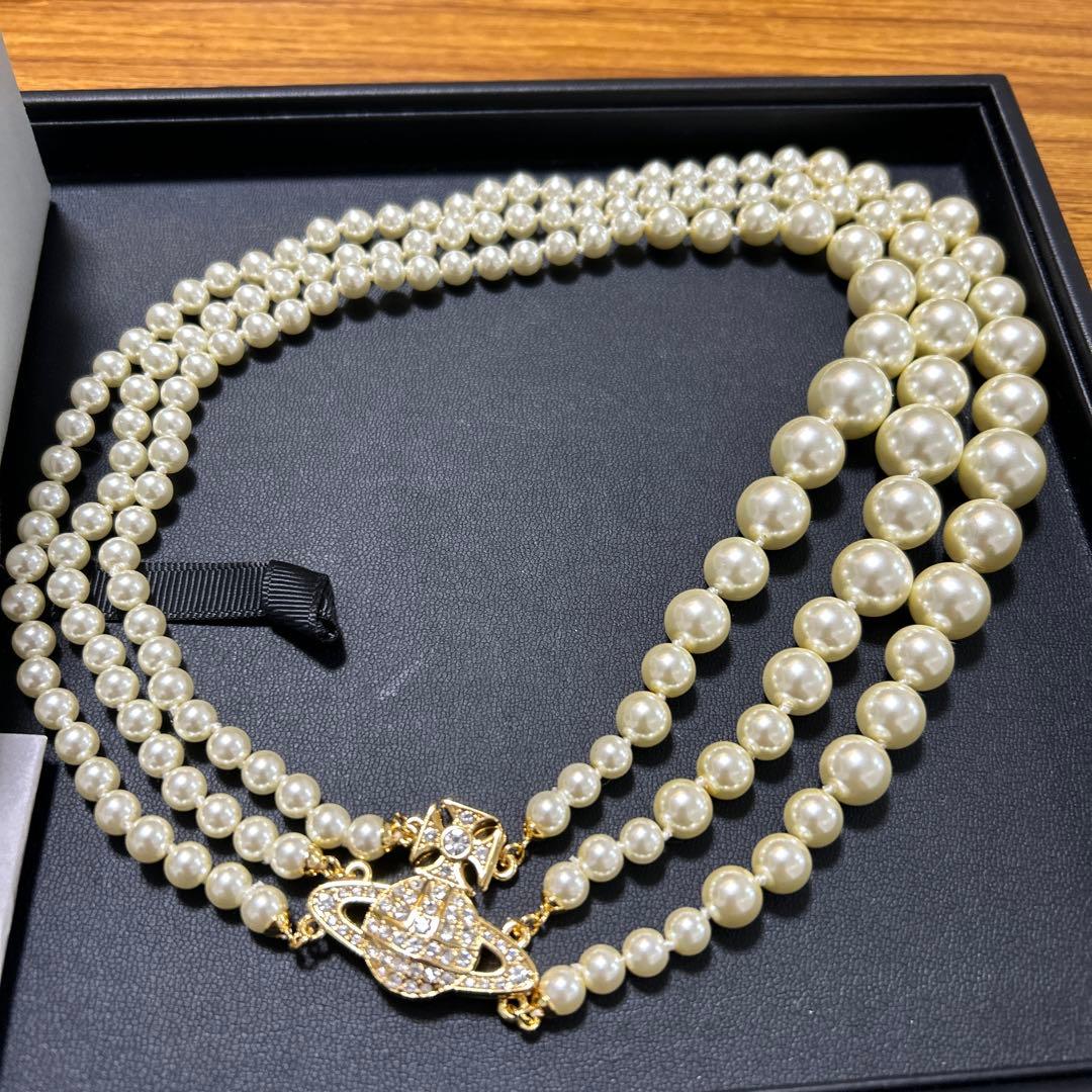 Vivienne Westwood 3連ネックレス