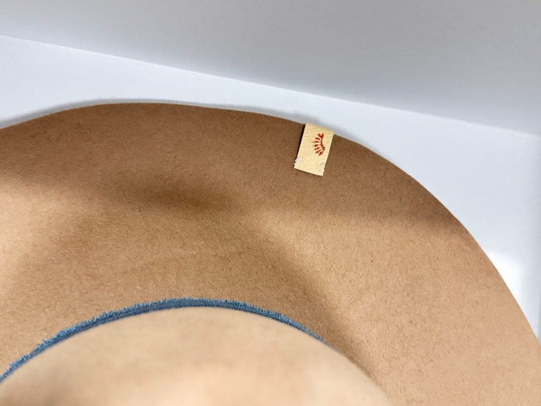 CISVIM ベージュ フェルトハット ブルーリボン