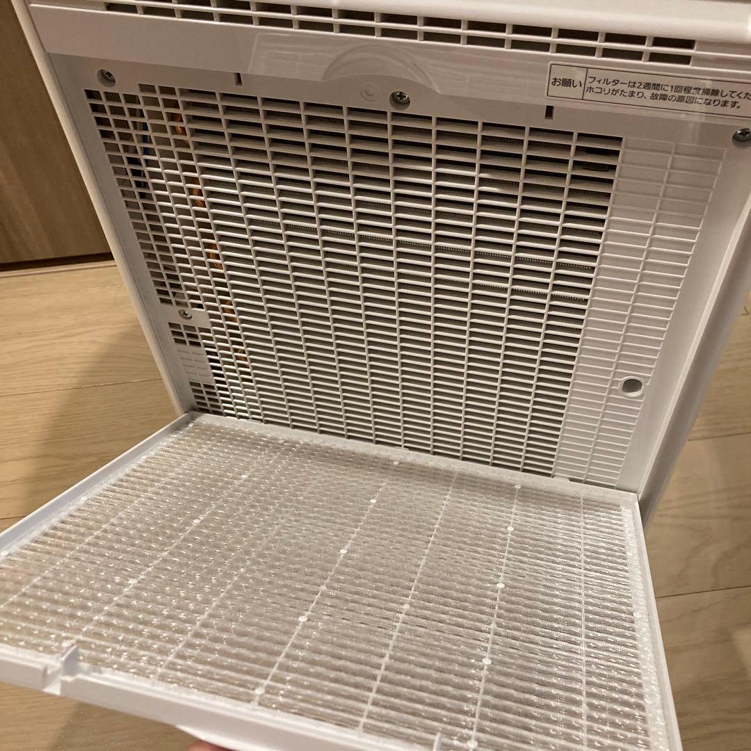 パナソニック　衣類乾燥除湿機　F-YHVX120