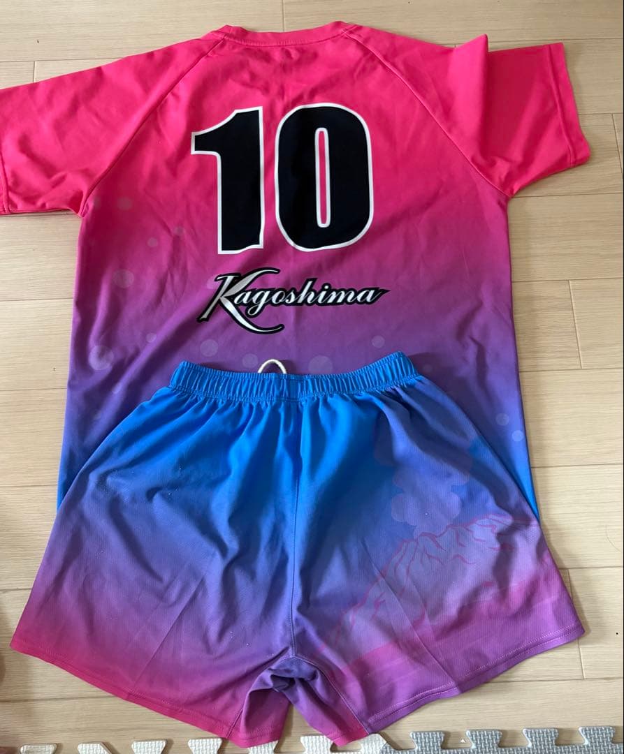 国体バレーボール鹿児島ユニフォーム