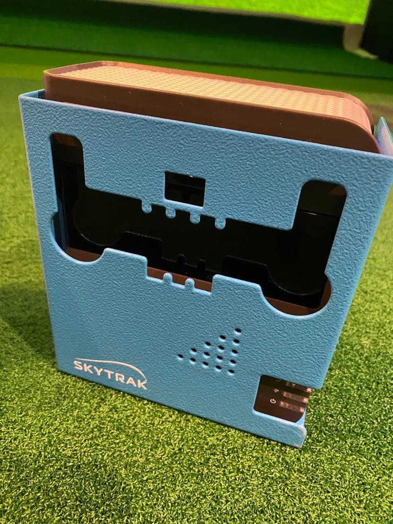 SKYTRAK ゴルフシミュレーター 青色 箱付き