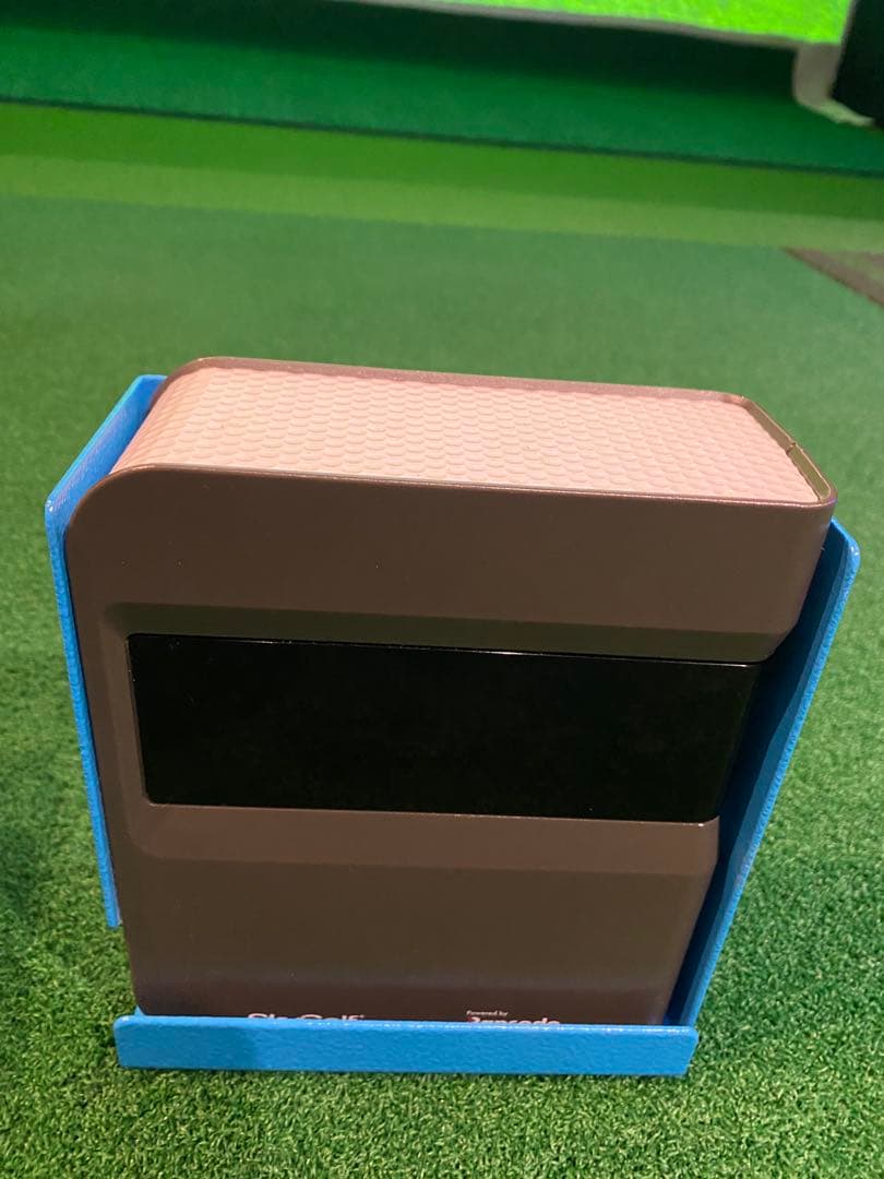 SKYTRAK ゴルフシミュレーター 青色 箱付き