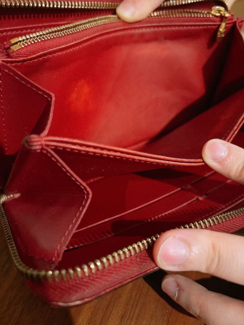 【美品】ルイヴィトン ヴェルニ ジッピーウォレット 長財布 ボルドー 赤 黒