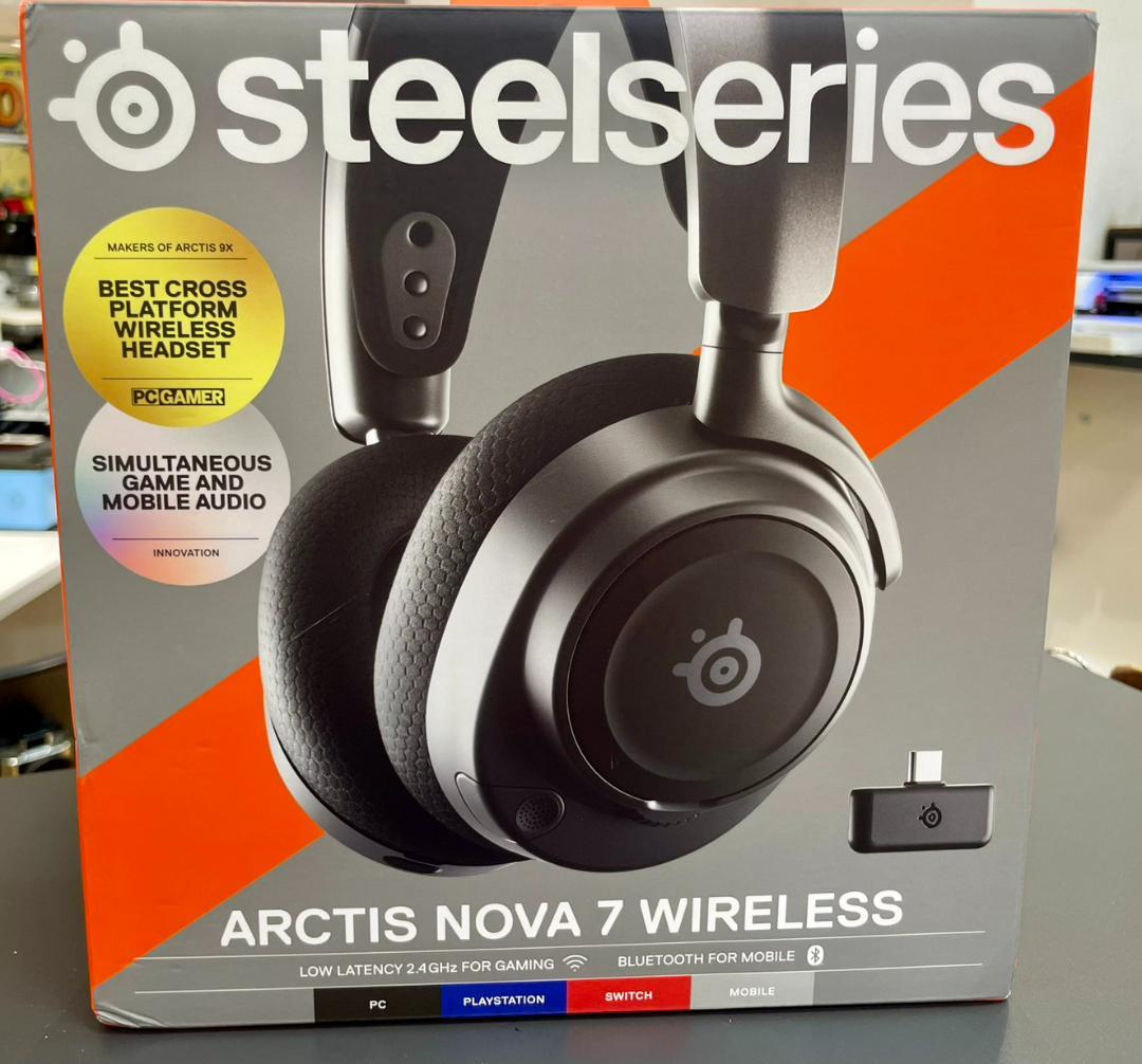 ヘッドホン SteelSeries Arctis Nova 7 Wireless Black