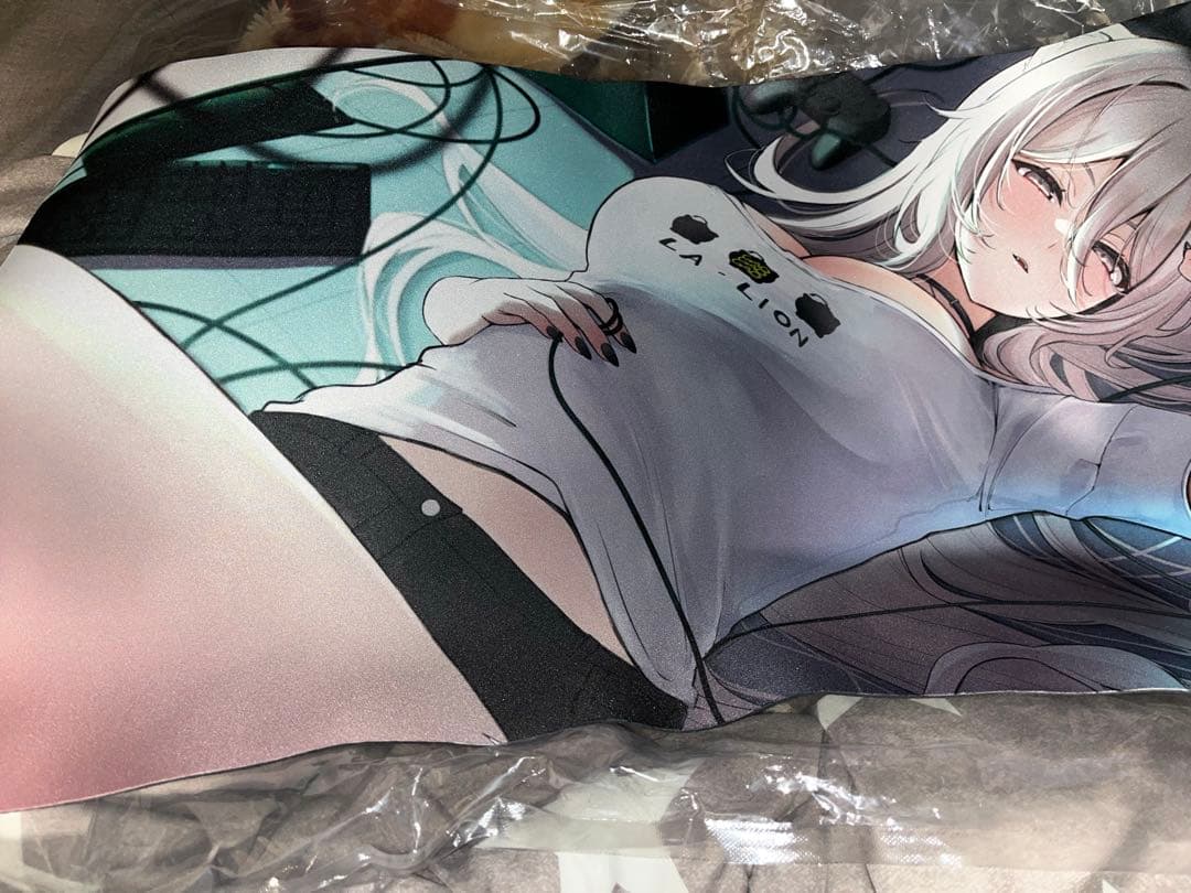 獅白ぼたん プレイマット（狭間）