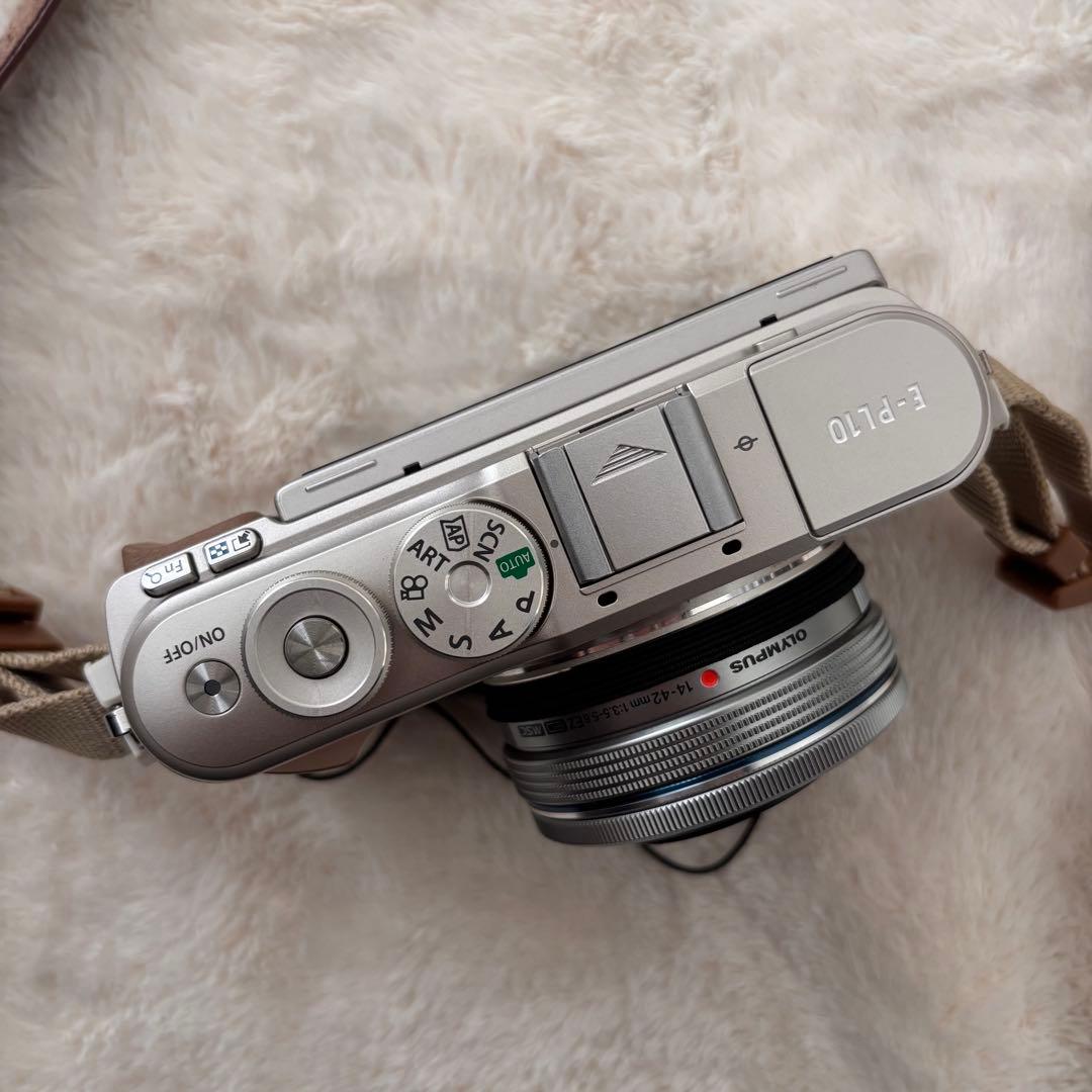 OLYMPUS PEN E-PL10 ダブルズームキット（ブラウン）