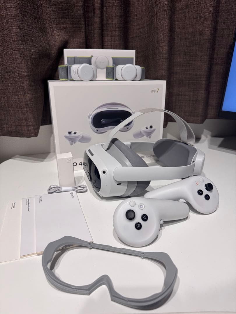 PICO 4 Ultra + PICO Motion Tracker セット