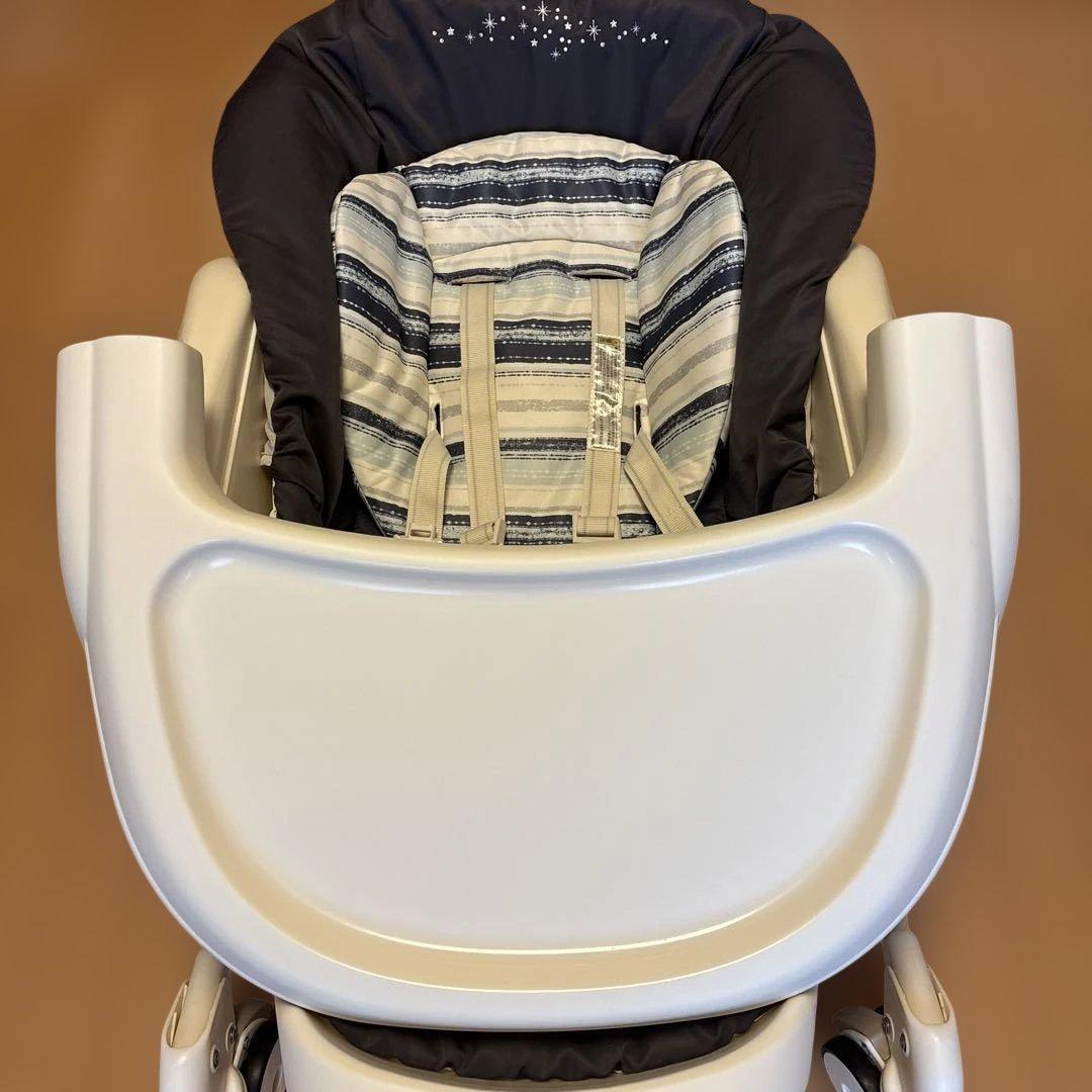 Combi ネムリラ４キャス AUTO SWING lotta電動ハイローチェア