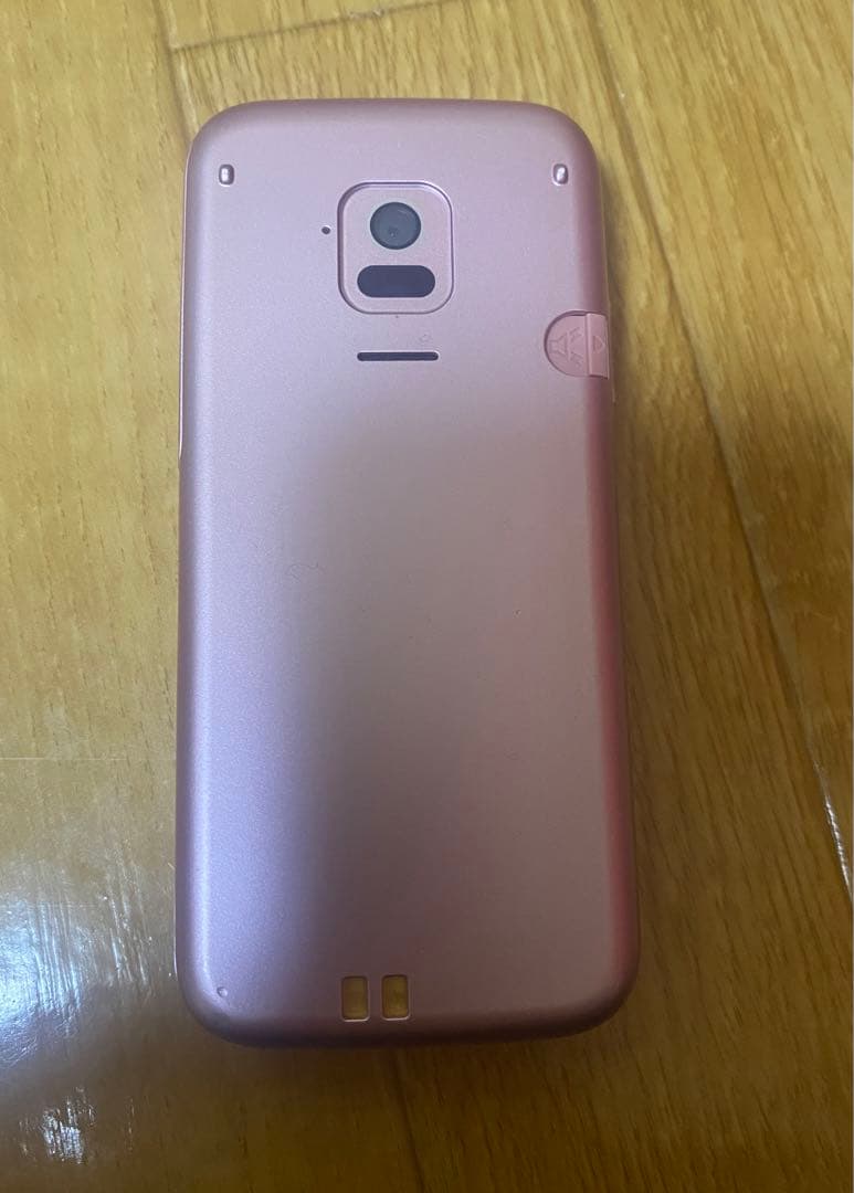 らくらくホン docomo F-01M ピンク