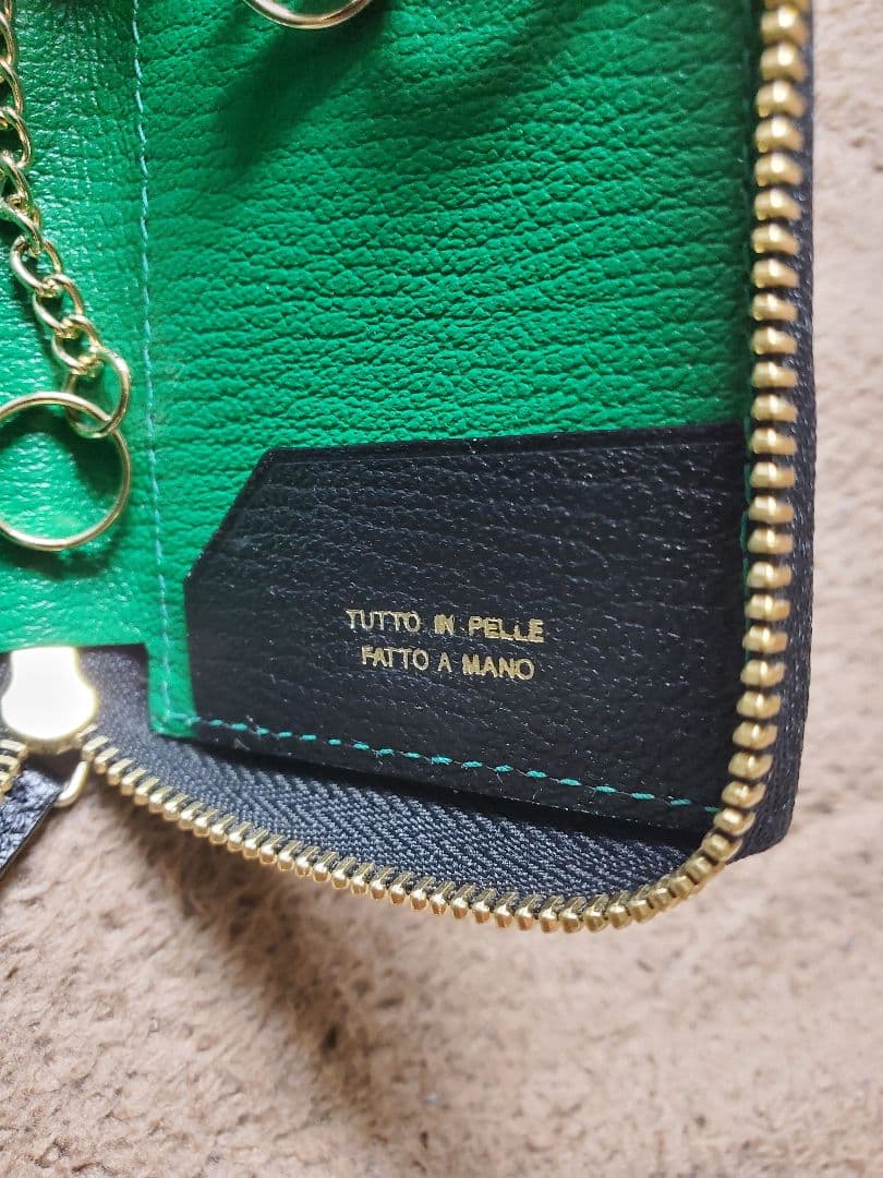 L'arcobaleno ラルコバレーノ レザーキーケース ブラック/グリーン